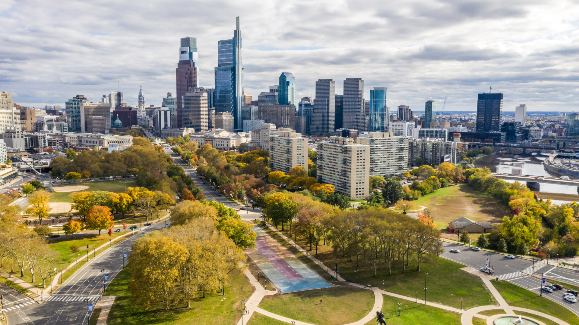 Philadelphia skyline in fall